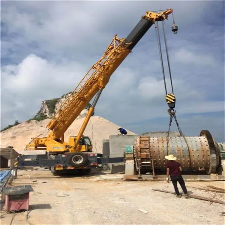 叙永吊车的运输费用是否包含在租赁费用中